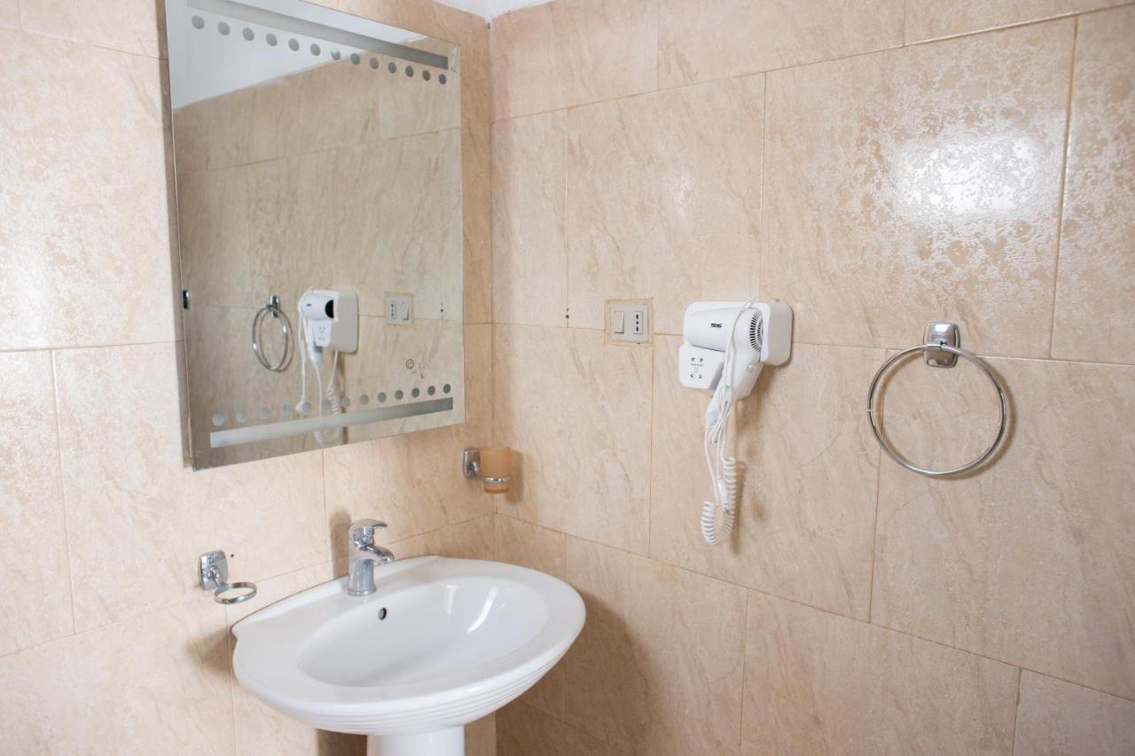 Vila Sanremo Tirana Extérieur photo